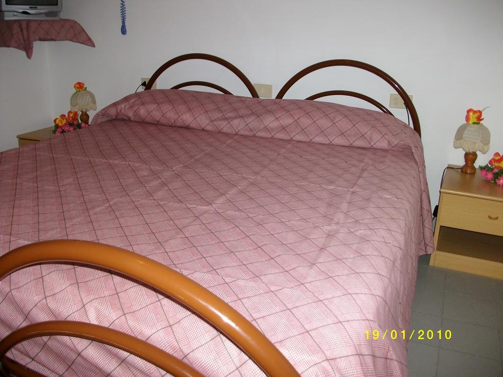 Hotel Alberta ماسا المظهر الخارجي الصورة
