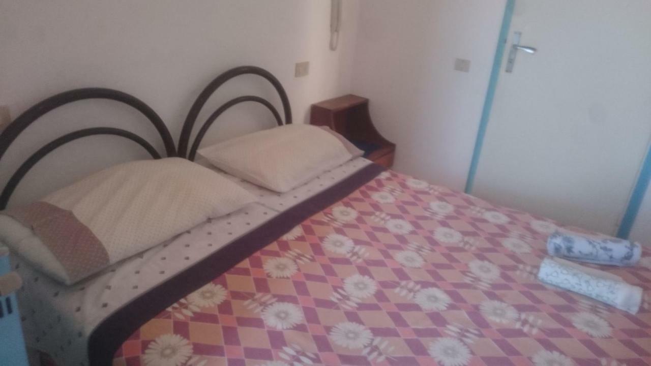 Hotel Alberta ماسا المظهر الخارجي الصورة
